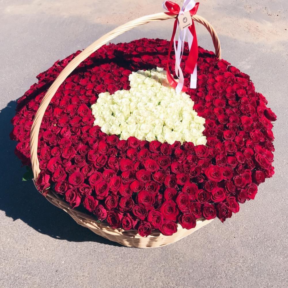 Композиция "Сердечко" из 501 розы
