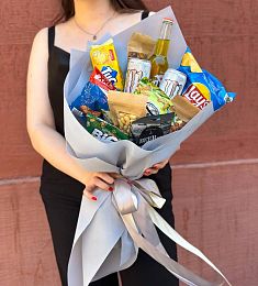 Мужской букет "Bellagio" с энергетиком и снэками