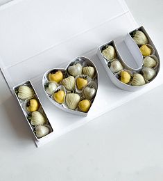 Клубничный бокс "I love you" White