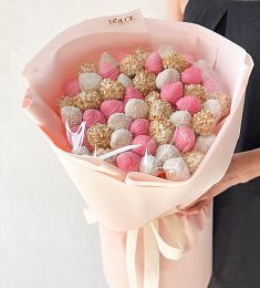 Клубничный букет Алые Паруса L