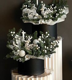 Композиция "Кристальные моменты" из нобилиса и игрушек