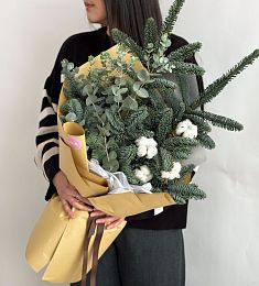 Букет "Tinsel mini" из нобилиса, хлопка и эвкалипта